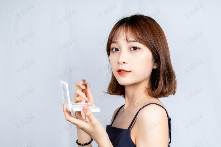 宏利金融-S(00945)发布2025年第二季度业绩 核心盈利达17亿加元