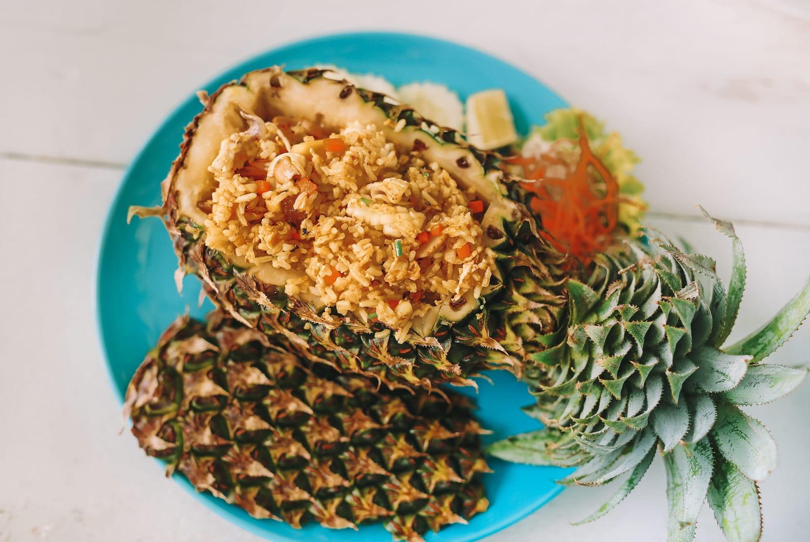 奇富科技(03660)2025年二季度财报:营收52亿元,环比增长11.2%