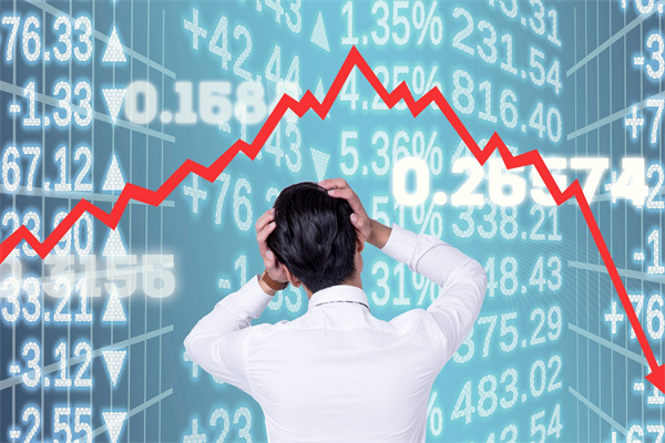 小摩：美联储维持利率已成定局，理事沃勒和鲍曼或为主席职位投出降息票