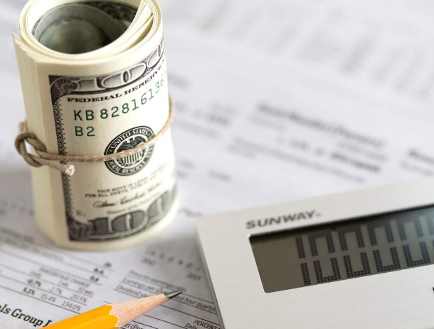 欧元区7月PMI超出预期,私营部门增速创近一年新高,制造业复苏在即