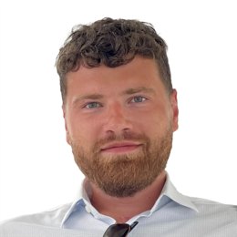 新华时评｜致敬伟大胜利，忠实守护和平