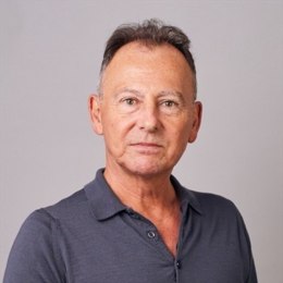 崔东树:7月动力电池市场表现强劲,磷酸铁锂电池的优势明显